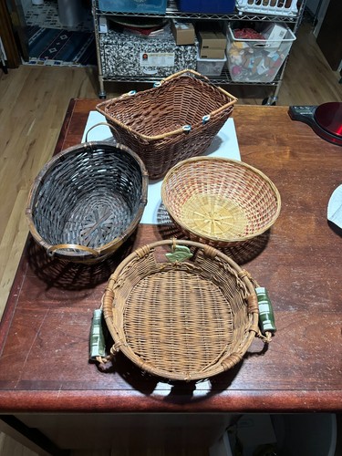 Wicker baskets medium - , sizes