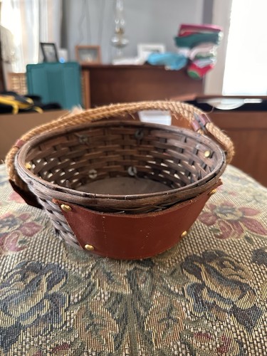 Baskets wicker rattan - 2, wicker/rattan