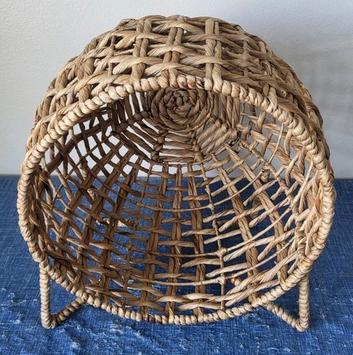 Rattan wicker woven elevated - rattan/wicker/woven,